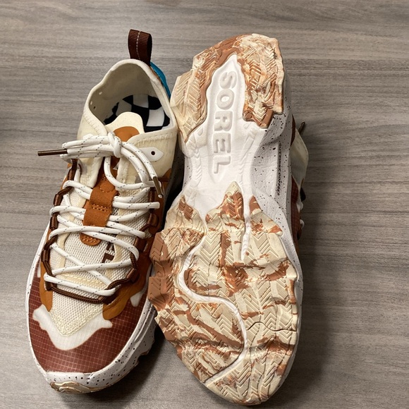 EUC Sorel Kinetic Breakthru. Size 7.5 - Picture 7 of 8